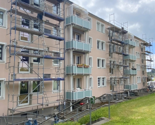 Gerüst Balkonanbau Steinbüschelstraße 32-36