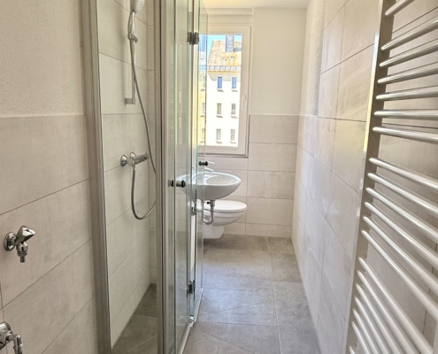 Bad bodengleiche Dusche Beispielbild Badezimmer